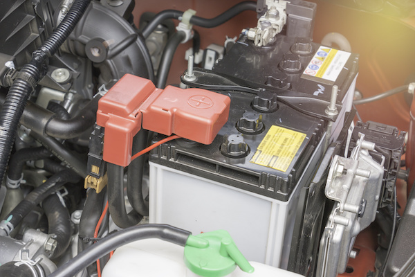 4 Key Car Battery Maintenance Tips